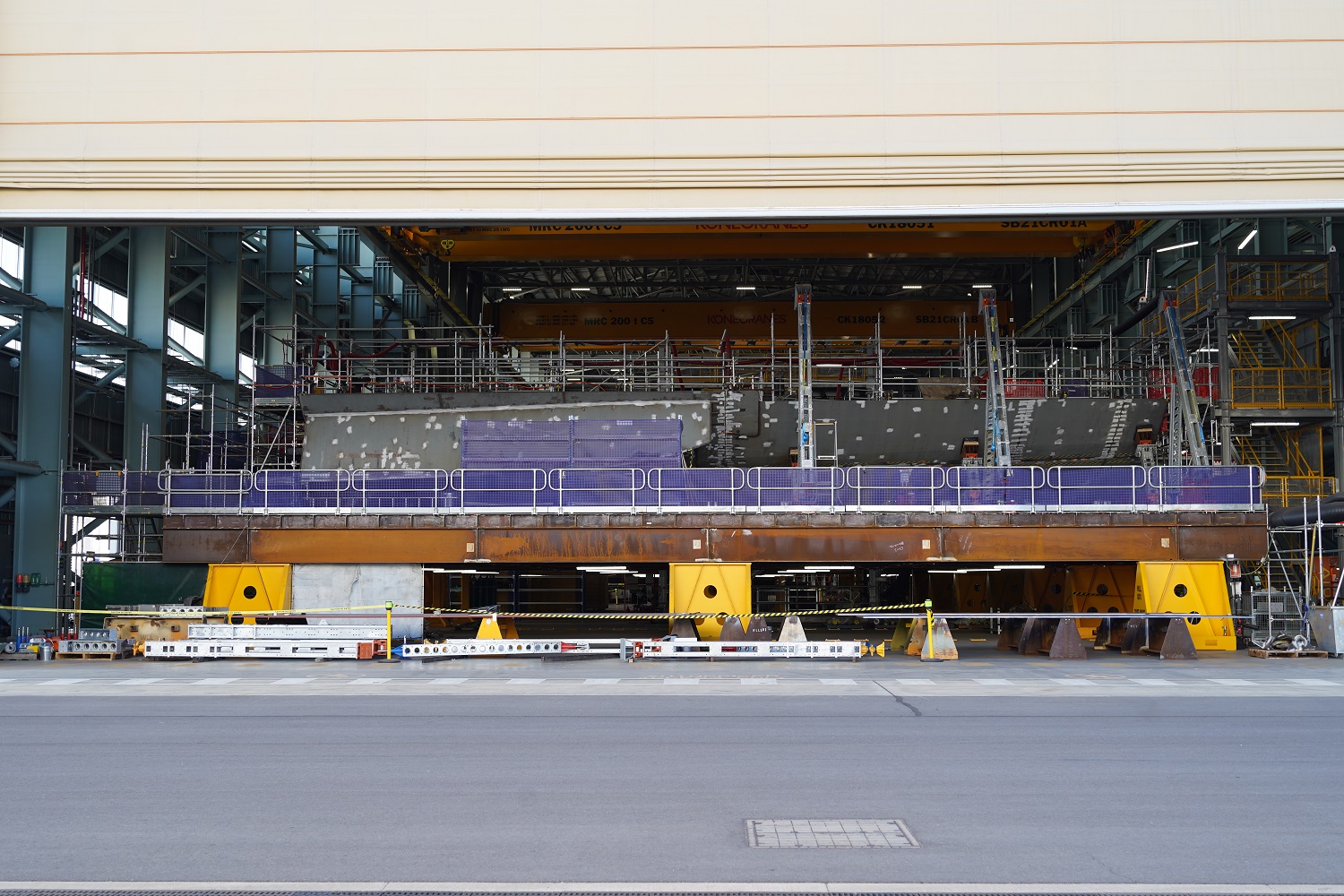 Steel units UB31T and UB21T make up part of hull Block 3 in Ship 1’s keel. 