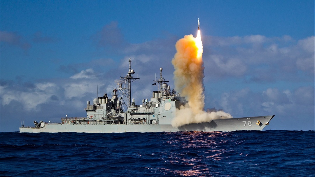 Cruiser US Navy missile launch